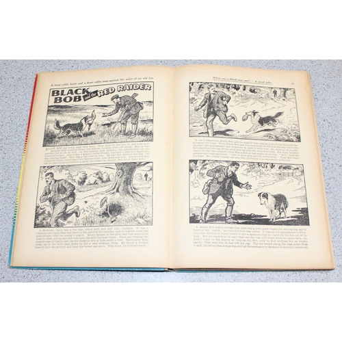 522 - Qty of vintage children's annuals and books from early 1950s to incl Enid Blyton, Beano, Girls Cryst... 