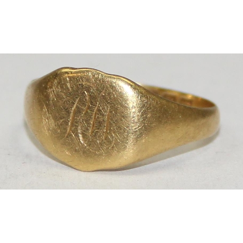 1110 - An antique 18ct gold signet ring, Birmingham 1911, approx size Q, approx 3.79g gross