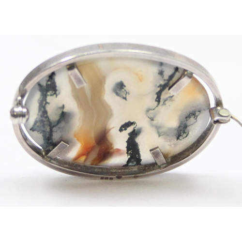 1121 - A vintage Scottish silver and polished agate brooch, Edinburgh 1982, makers mark indistinct, approx ... 