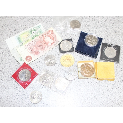 1201 - Qty of assorted crown coins, medallions, 2 £5 coins, 2 £1 notes, and a 10s note