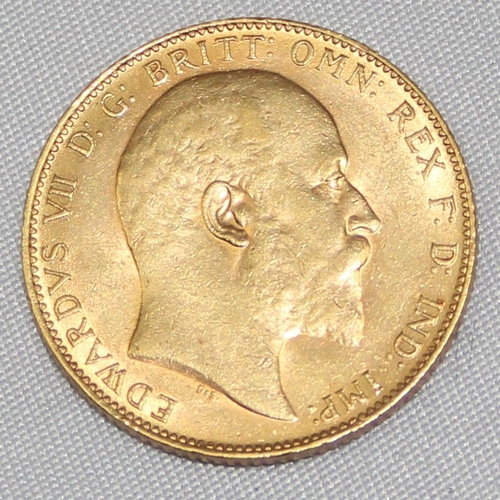 1210 - British Gold Coins - Edward VII (1901-1910), 1910 gold full sovereign coin, London mint, approx 7.98... 