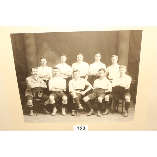 723 - An early 20th century photo of Durham University association football team, in original mount with d... 