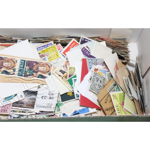 506A - Card Collectors Society album of cigarette cards and qty of assorted Irish stamps, loose and postal ... 