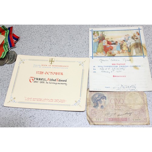 1497 - Qty of WW2 and later related paperwork, ephemera, 2 WW2 medals and 4 vintage Cash's Stevengraph type... 