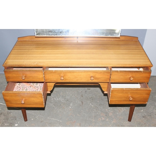 138 - Alfred Cox (AC) Handcraft Quality Furniture, a retro mid-century dressing table with 5 drawers and a... 