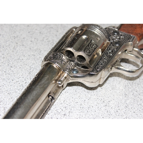 1482 - A replica Colt .45 calibre Army Revolver with original box made by Denix