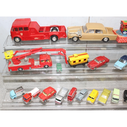 1551 - Qty of play-worn diecast toy vehicles to incl Matchbox, Spot On, Corgi and Dinky etc