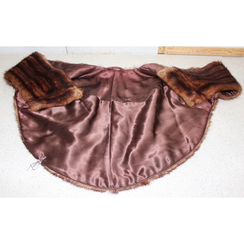 214 - Vintage 1950’s mink shawl with silk lining and hidden pocket to interior