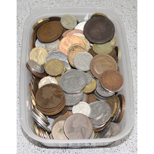 1221 - Qty of assorted mixed world and British coins, approx 1.6kg gross