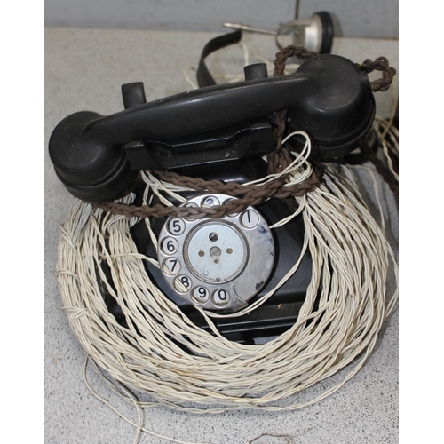 672 - Vintage mahogany cased telephone exchange/switchboard with receivers