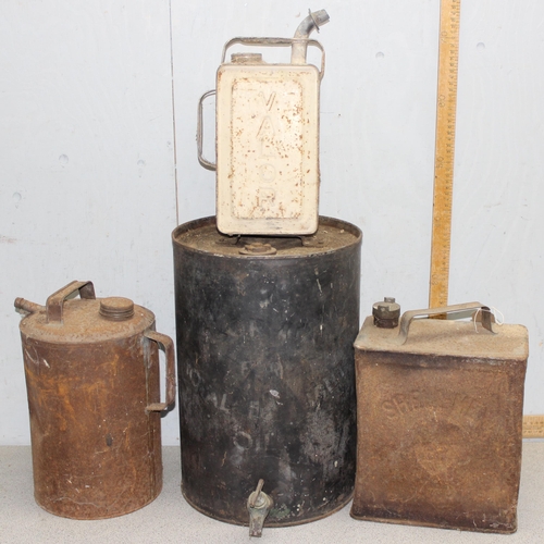 821 - 4 Vintage fuel cans to include Esso and Shell