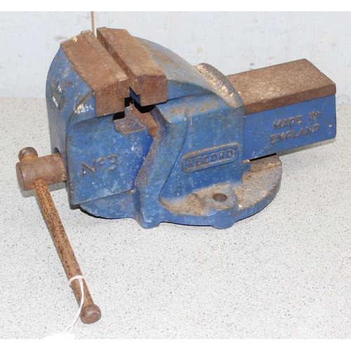 826 - Vintage Record No.3 bench mounted vice