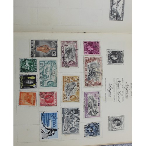 542 - Stamps - 3 Old style albums, + Quantity in packet (All world)