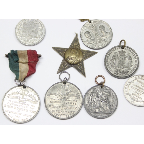 1486 - 8 assorted late 19th & Early 20th century commemorative medallions