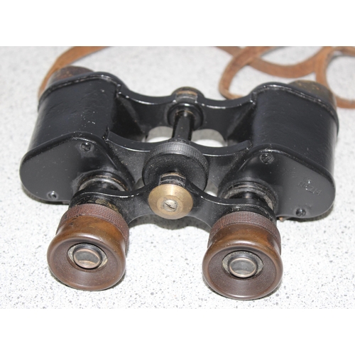 1460 - A pair of WW2 period 8x26 No 214 binoculars in 1941 dated canvas case, binoculars with broad arrow m... 