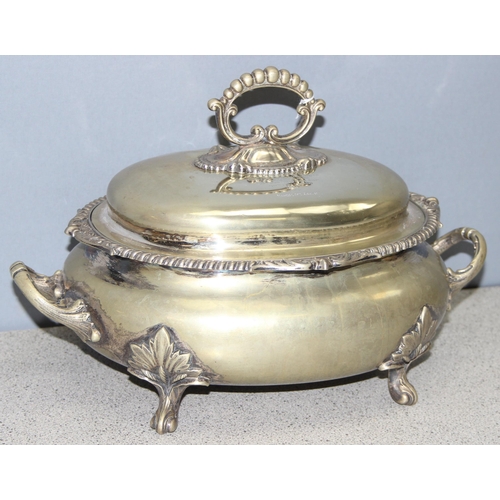 1013 - A large 19c old Sheffield plate inscribed oval footed and lidded tureen on feet given as a trophy pr... 