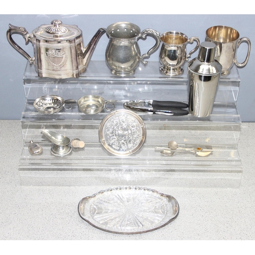 1030 - Qty of antique and later silver-plated items to incl cocktail shaker, approx 4.4kg