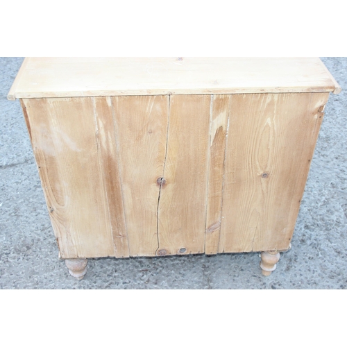 1 - A Victorian 2 over 2 pine chest of drawers, approx 88cm wide x 47cm deep x 86cm tall