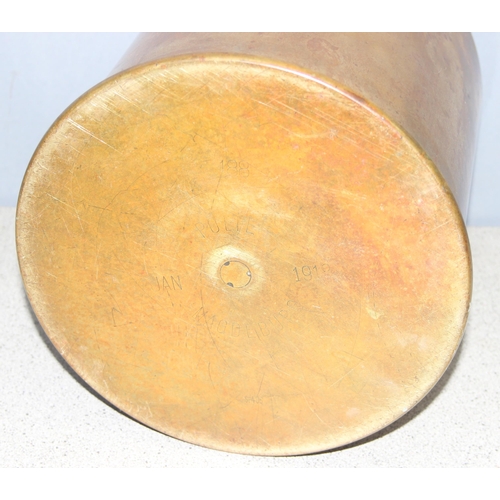 1413 - A large German WW1 period brass artillery shell case dated 1918, approx 22cm in diameter x 23cm tall