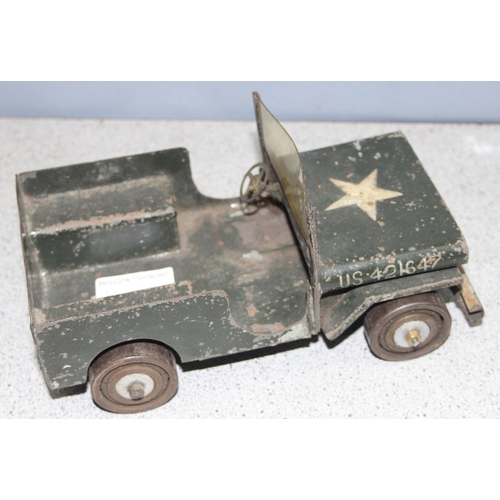 1509 - 2 vintage scratch-built painted tin military vehicles