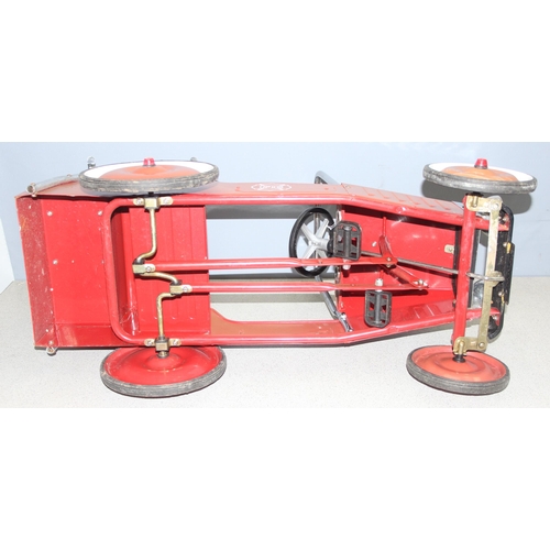 1517 - A vintage style children's pedal truck fire engine, approx 93cm long