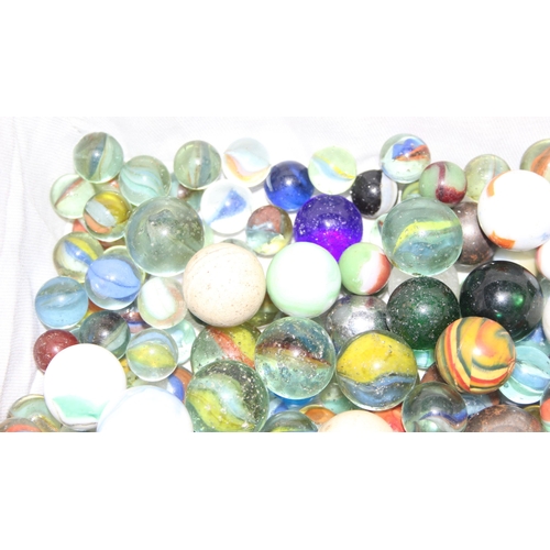 1521 - Large qty of vintage glass marbles, approx 3.6kg gross