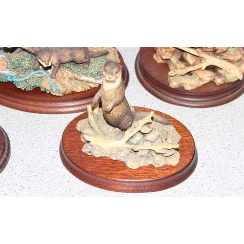 1636 - 5 x  Border Fine Arts sculptures of otters, to incl 'Together Again' (with CoA), 'Family Life', tall... 