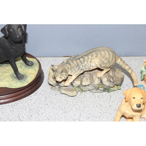 1641 - 5 x Border Fine Arts sculptures of cats, dogs, and wolf-cub, to incl 'Emily and Her Kitten' and 'Fir... 