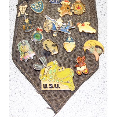 1655 - A large qty of assorted vintage enamel badges containing a large number of Police Charity badges of ... 