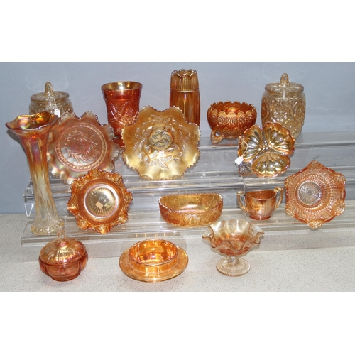 1711 - Qty of carnival glass items