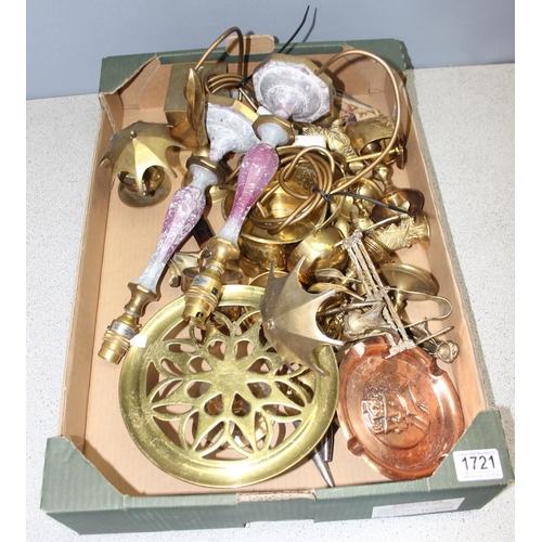 1721 - Qty of assorted mixed metalware, mainly brass, approx 11kg gross