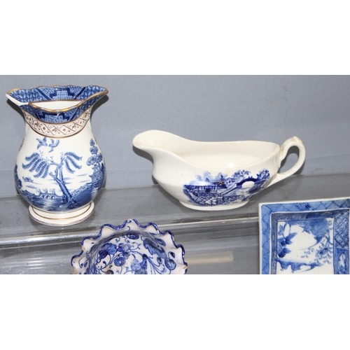 1742 - Qty of assorted blue and white ceramics