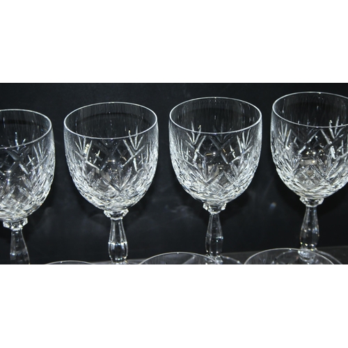 1766 - Mixed lot of drinking glasses to incl a set of 6 Royal Doulton wine glasses