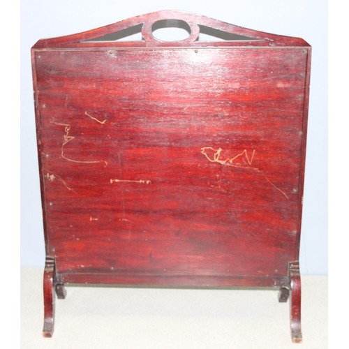 279 - Glazed tapestry mahogany fire screen, approx 71cm H x 58cm W