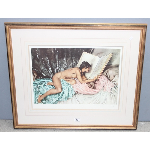 421 - Gordon King (1939-2023) limited edition print in frame of a semi-nude lady reading a book, 666/850, ... 