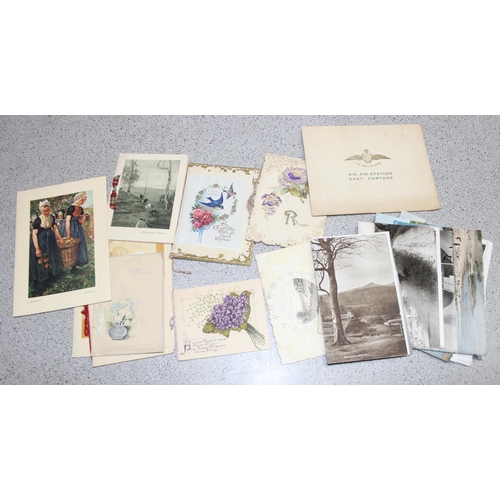 500 - Mixed lot of antique greeting cards, albums with hand-drawings and painting, postcards etc