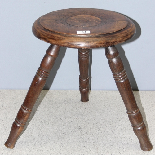 54 - A vintage 3-legged milking stool with turned legs, approx 41cm