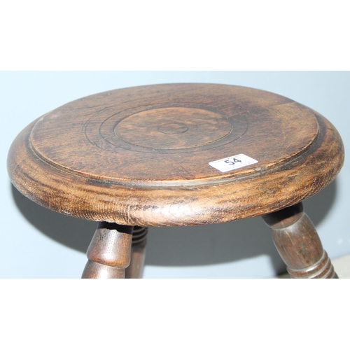 54 - A vintage 3-legged milking stool with turned legs, approx 41cm