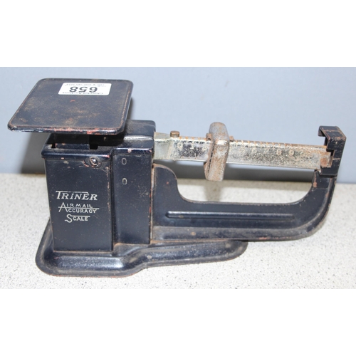 658 - Vintage Triner Airmail Accuracy metal postal weighing scales in blue