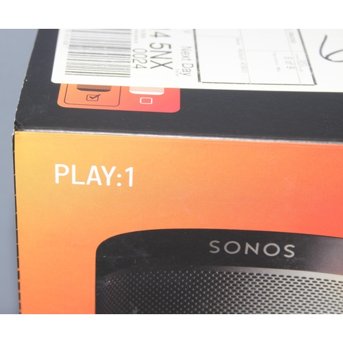 757 - Sonos Play:1 Wireless sound system in black with box