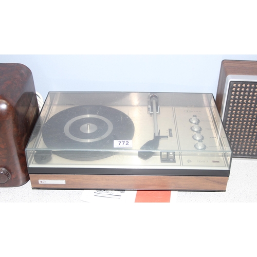 772 - Vintage Pye 1557 turntable and speakers and a Bush radio