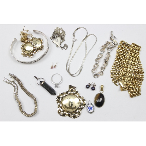 1149 - Qty of assorted costume jewellery to inc silver pieces, both marked and XRF confirmed and gold plate... 