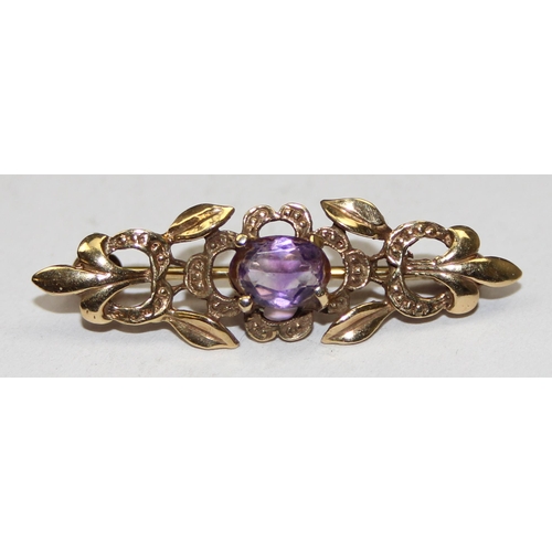 1151 - 9ct gold Art Nouveau style bar brooch set with amethyst, marked and XRF confirmed, approx 2.64g gros... 