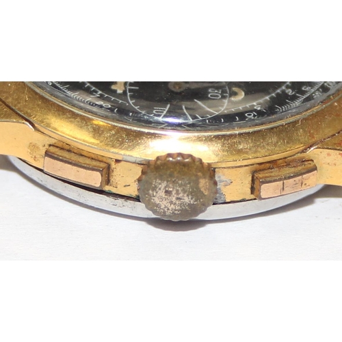 1303 - A rare vintage BWC of Switzerland Chronograph watch with luminous dial, 2 subsidiary dials and gold ... 