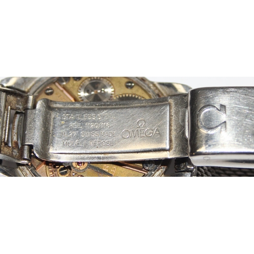 1329 - A vintage Omega gents wristwatch with 267 cal. movement and gilt baton numerals to dial, with a vint... 