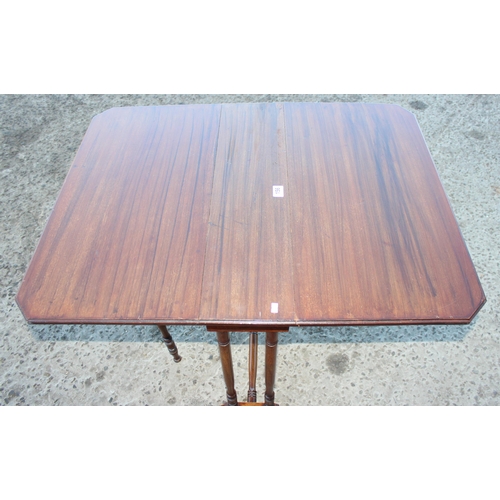 156 - An Edwardian mahogany Sutherland dropleaf table, approx 98cm/ 19cm wide x 76cm deep x 72cm tall