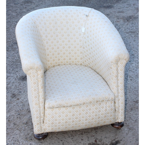 158 - An antique cream upholstered tub chair with turned wooden feet, approx 70cm wide x 70cm deep x 70cm ... 