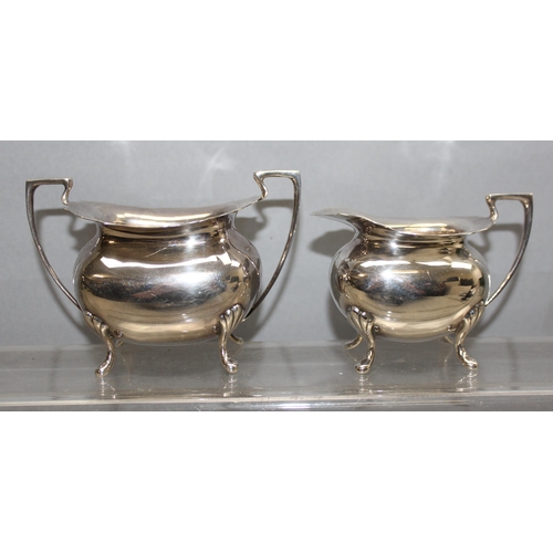 1043 - Qty of mixed metalware to include silver plate approx. 3.9Kg