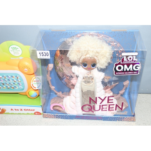 1530 - 2 x Fisher Price A-Z Otter and an O.M.G NYE Queen doll in box