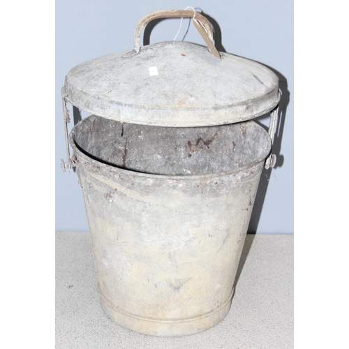 314 - Galvanised bucket with locking lid, approx 40cm H